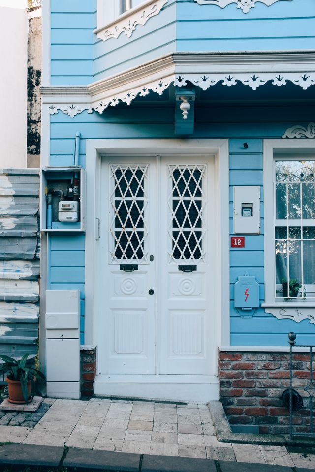 Doors and Frames Painting